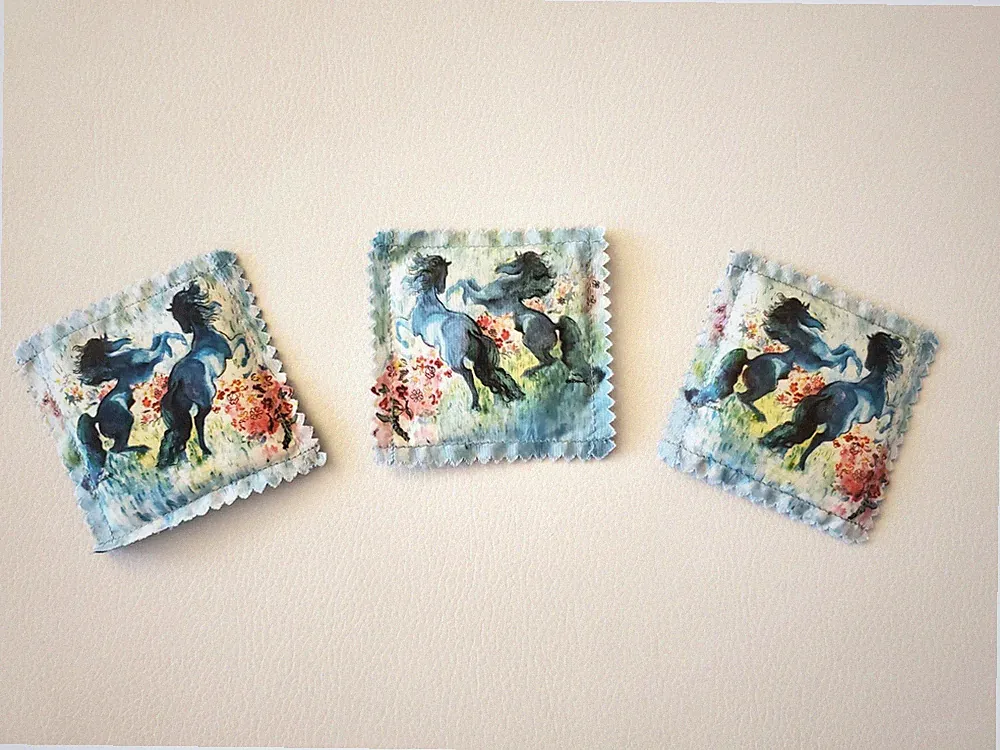 3 Vintage ELIZABETH ARDEN Blue Grass Perfumed Sachet Horses Flower 3"×3" Square