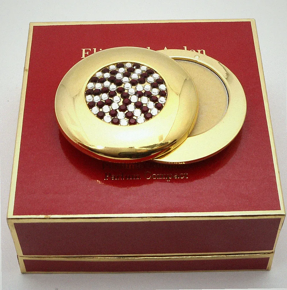 Red Door by Elizabeth Arden Womens Solid Perfume / Perfume Compact .113 oz